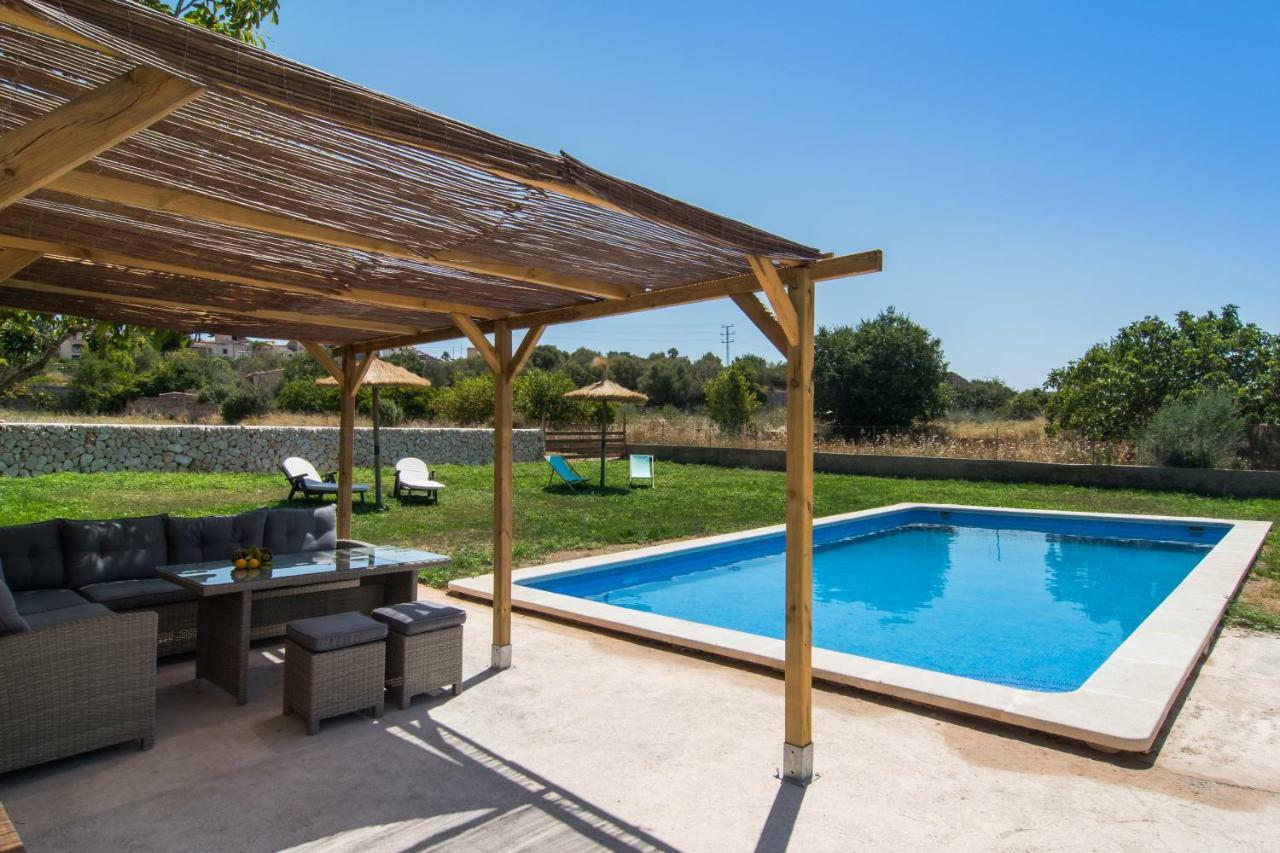 Villa Valls Монтуірі Екстер'єр фото