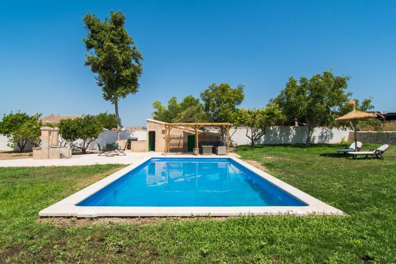 Villa Valls Монтуірі Екстер'єр фото