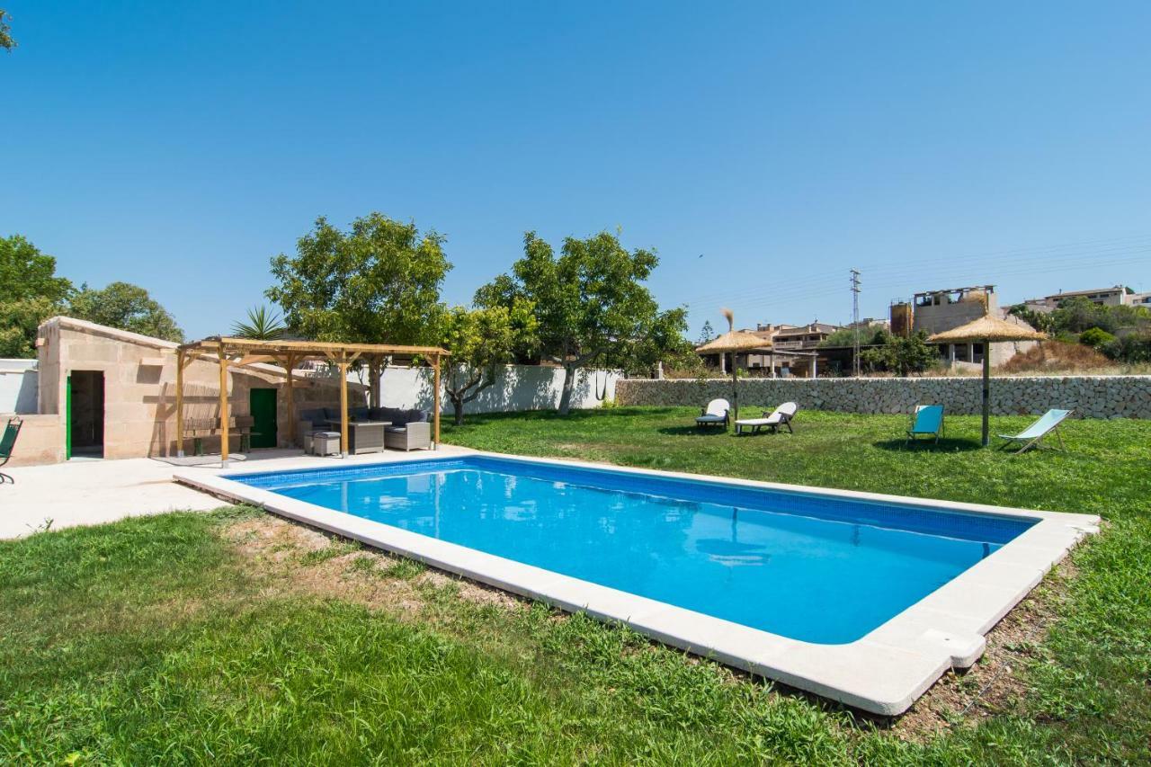 Villa Valls Монтуірі Екстер'єр фото