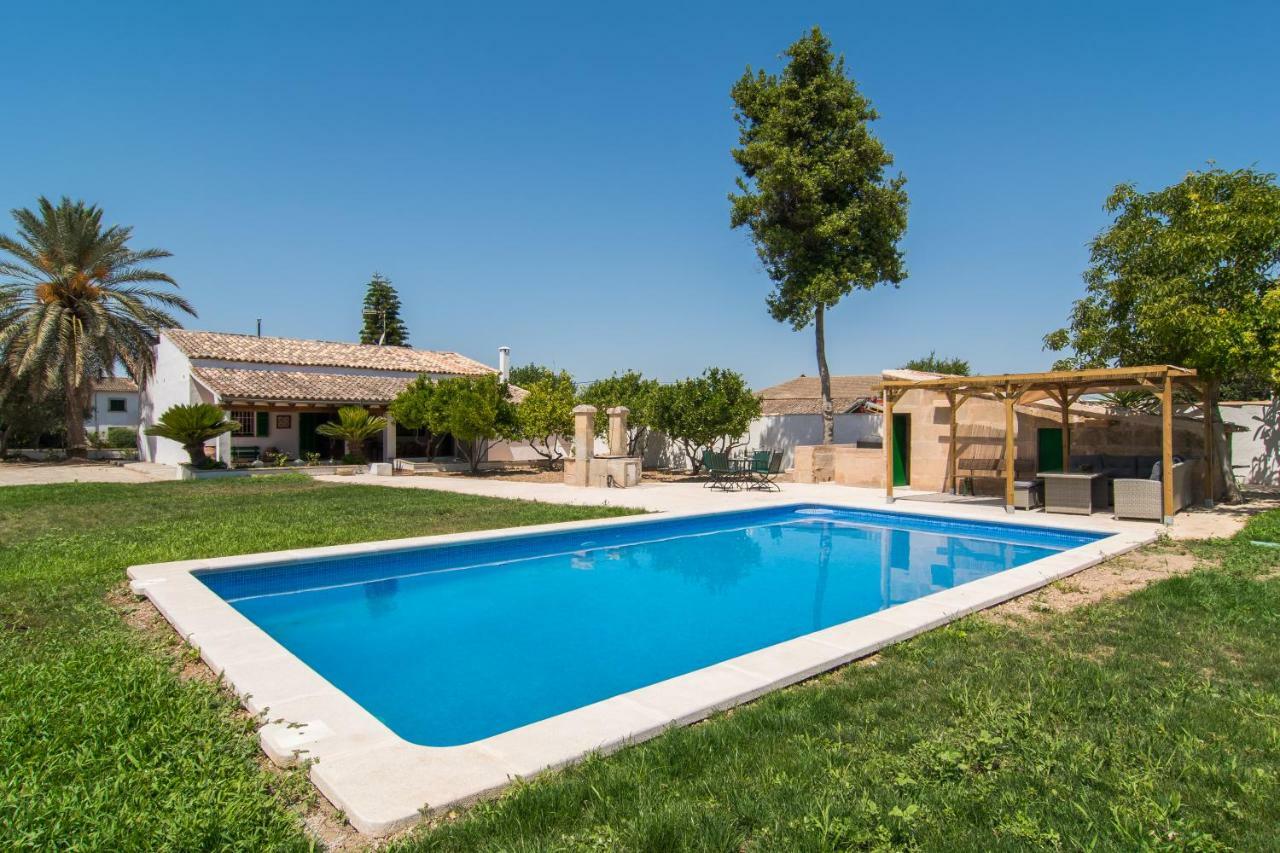 Villa Valls Монтуірі Екстер'єр фото